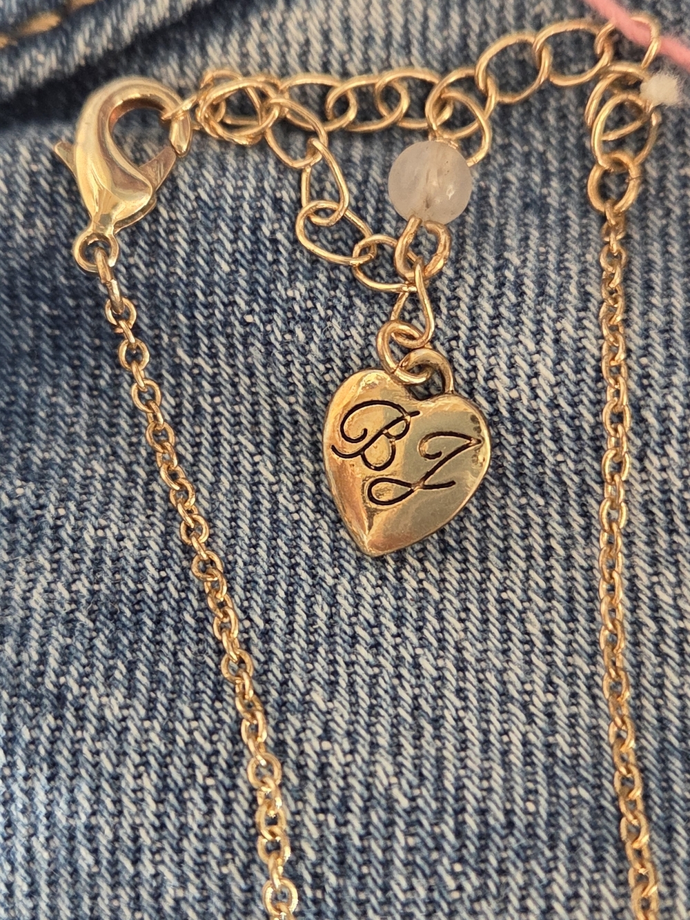 🦋 Betsey Johnson Butterfly Crystal Pendant Necklace - Pink and Gold - Picture 4 of 8